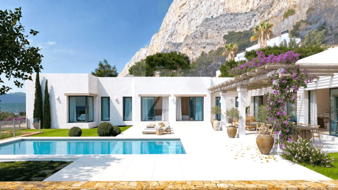 Villa de estilo Ibicenco en venta en Javea, Costa Balnca.